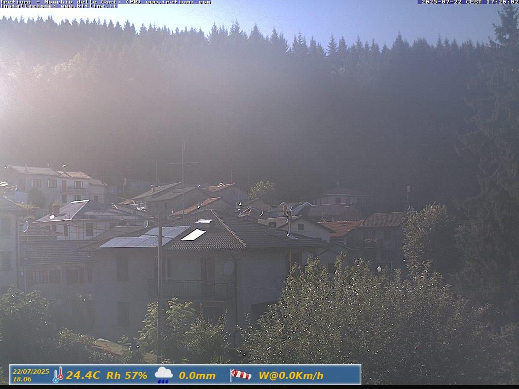 immagine della webcam nei dintorni di Terenzo: webcam Monchio delle Corti