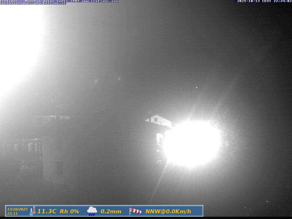 immagine della webcam nei dintorni di Monte Giogo: webcam Monchio delle Corti